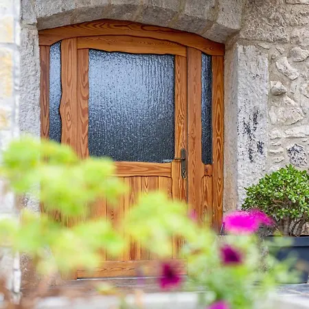Holiday home Eredita Milohnici