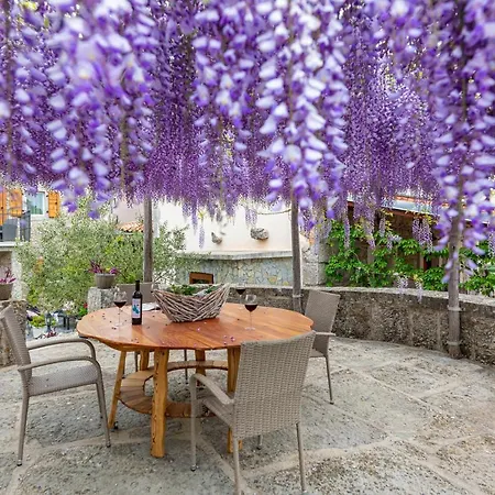 Holiday home Eredita